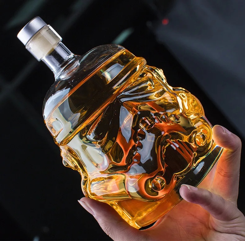 ワイングラスセットストームトルーパーヘルメットウイスキーデカ - Highball Glass Set のレビューと価格