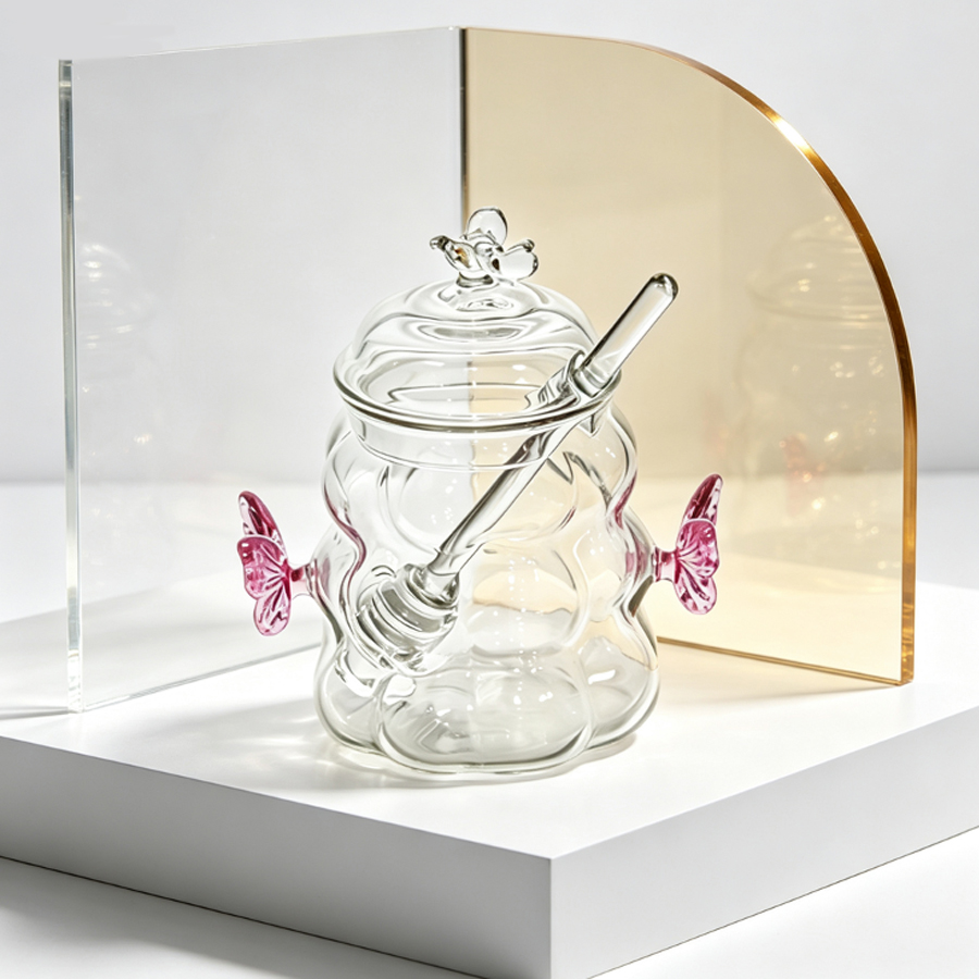 耐熱ガラス製のハニーポット。蜂の形をした蓋と蝶の形をした側面 - Highball Glass Set のレビューと価格